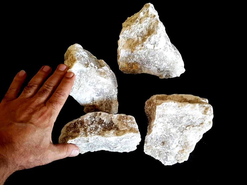 sample samim gypsum rock